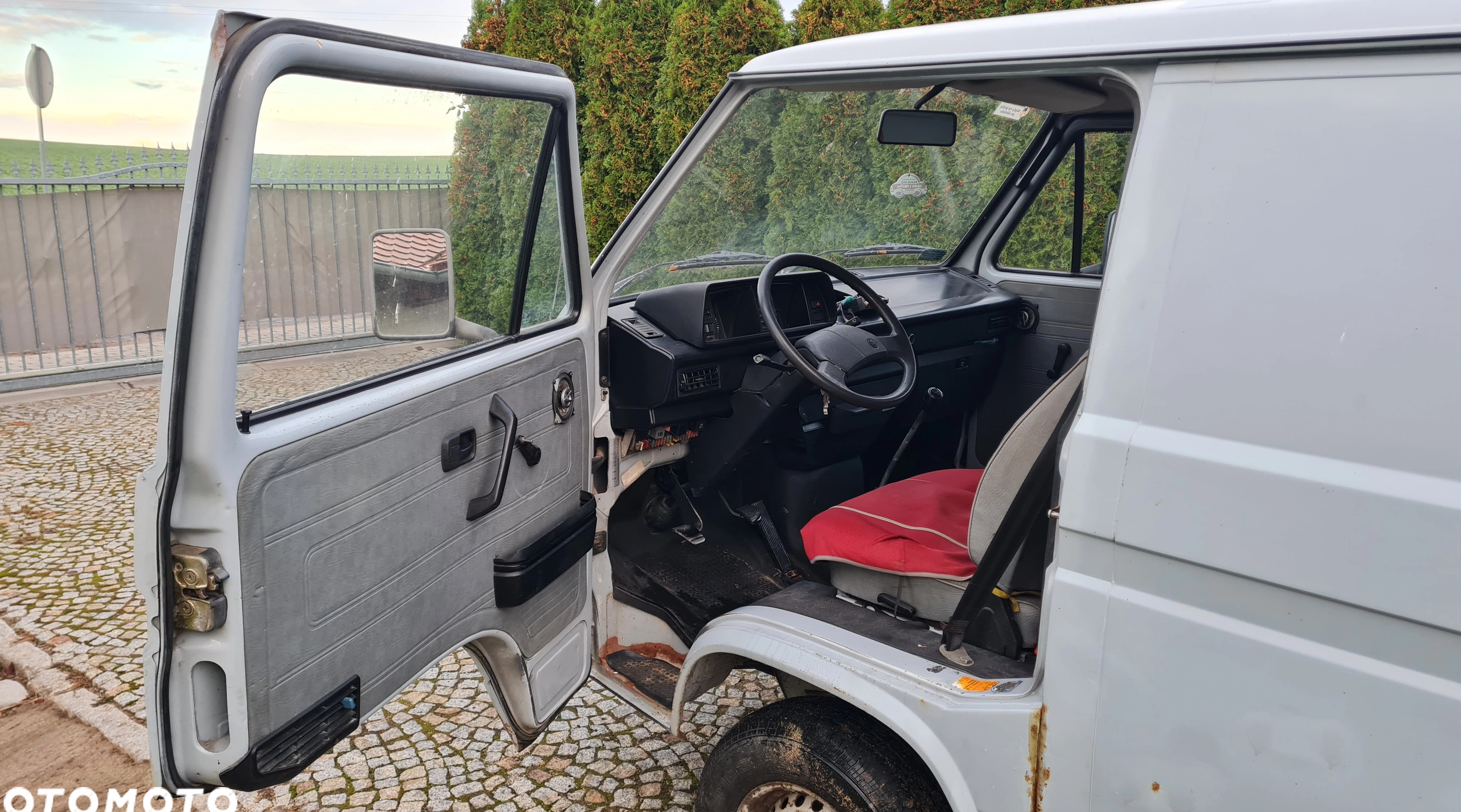 Volkswagen Transporter cena 6500 przebieg: 600000, rok produkcji 1989 z Lubin małe 254